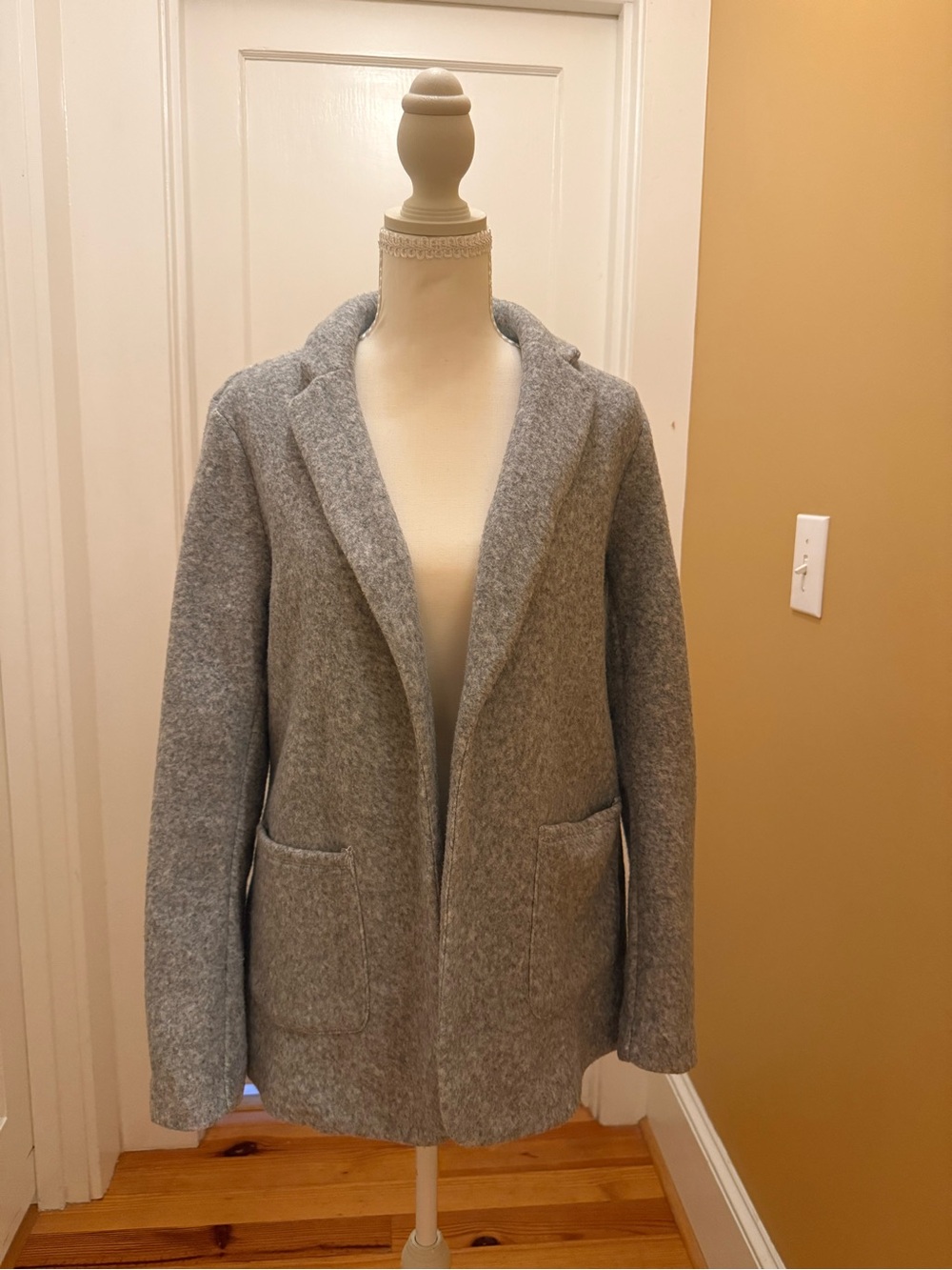 Simply Vera Vera Wang Soft Knit Open Front Blazer EUC